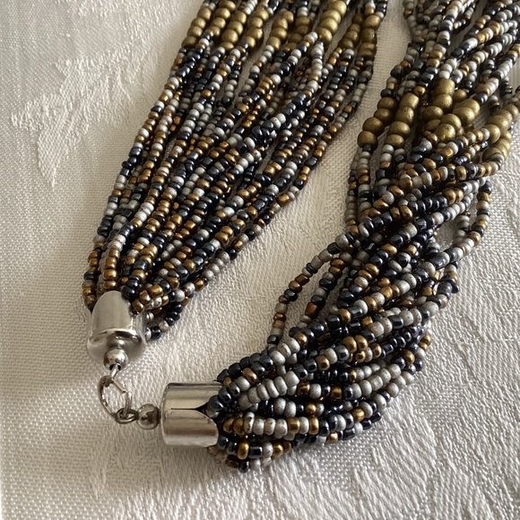 MULTI STRAND LONG STATEMENT NECKLACE GOLD Colored -GRAY -BLACK SMALL BEADS 18in - Picture 3 of 10